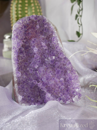 Amethyst Cave - Krystallized