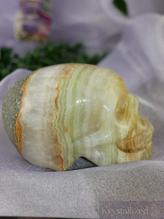 Banded Onyx Skull - Krystallized