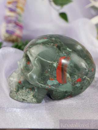 Blood Stone Skull - Krystallized